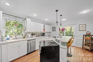 16003 Molokai Dr, Tega Cay, SC 29708 - Photo 12