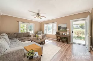 4562 Foster Blackmon Dr, Heath Springs, SC 29058 - Photo 6