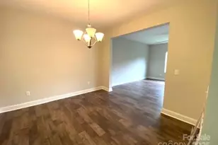 140 Mayflower Ct, Waynesville, NC 28785 - Photo 10