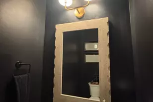 215 Freeland Ln, Charlotte, NC 28217 - Photo 24