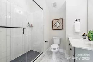 215 Freeland Ln, Charlotte, NC 28217 - Photo 22