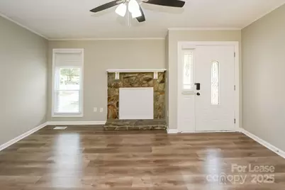 8223 Chrisbry Lane, Charlotte, NC 28215 - Photo 4