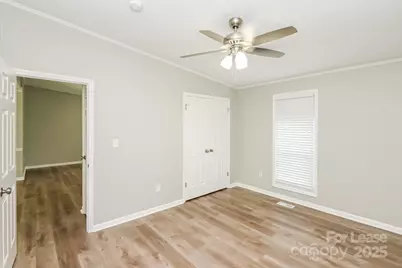 8223 Chrisbry Lane, Charlotte, NC 28215 - Photo 8