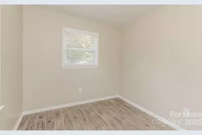 500 Fallingswood Court, Charlotte, NC 28217 - Photo 14