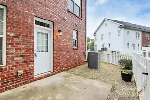 9845 Longstone Ln, Charlotte, NC 28277 - Photo 6