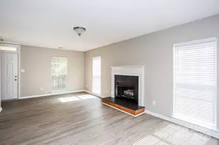 4511 Avalon Forest Ln, Charlotte, NC 28269 - Photo 4