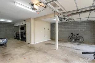 25 Brierfield Dr, Candler, NC 28715 - Photo 32