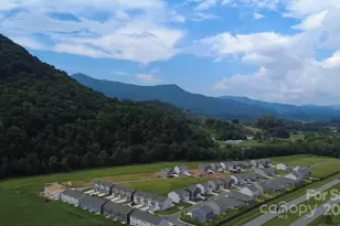 120 Clear Creek Ln, Waynesville, NC 28785 - Photo 2