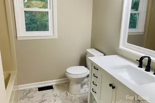 2177 Lynmore Dr, Sherrills Ford, NC 28673 - Photo 10