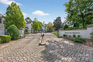 310 Wendover Heights Cir, Charlotte, NC 28211 - Photo 40