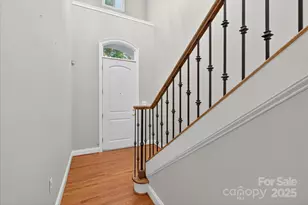310 Wendover Heights Cir, Charlotte, NC 28211 - Photo 4