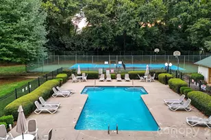 1051-B Churchill Downs Ct, Charlotte, NC 28211 - Photo 30