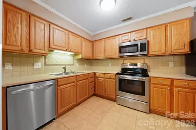 1051-B Churchill Downs Court, Charlotte, NC 28211 - Photo 18