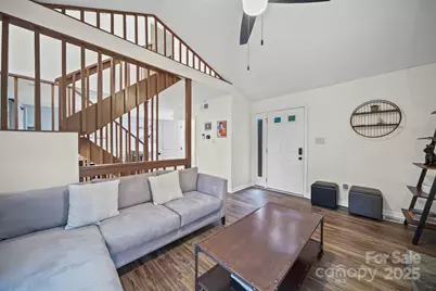 8012 Briardale Drive, Charlotte, NC 28212 - Photo 8