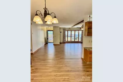 109 Mountain Place, Hendersonville, NC 28791 - Photo 20