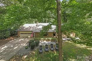 109 Mountain Pl, Hendersonville, NC 28791 - Photo 2