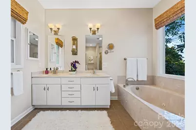 222 Bay Laurel Lane, Hendersonville, NC 28791 - Photo 16