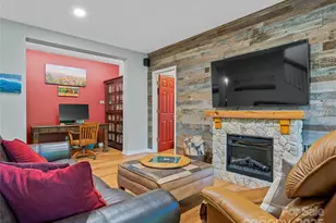 222 Bay Laurel Ln, Hendersonville, NC 28791 - Photo 26