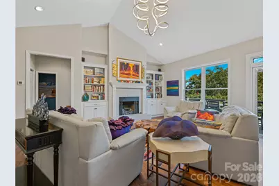 222 Bay Laurel Lane, Hendersonville, NC 28791 - Photo 4