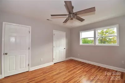 223 N Main Street, Canton, NC 28716 - Photo 16