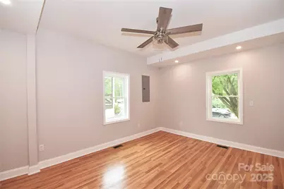 223 N Main Street, Canton, NC 28716 - Photo 12