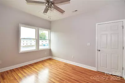 223 N Main Street, Canton, NC 28716 - Photo 26