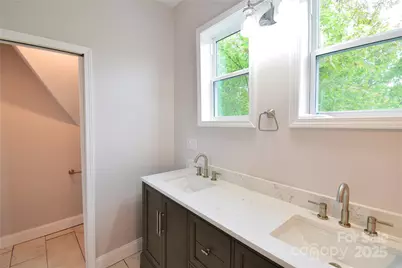 223 N Main Street, Canton, NC 28716 - Photo 22