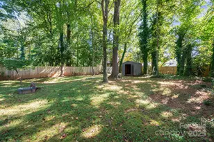 5812 Rock Hollow Dr, Charlotte, NC 28212 - Photo 22