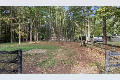 10915 Beatties Ford Road, Huntersville, NC 28078 - Photo 42