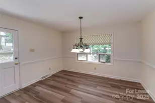 2630 Fernbank Dr, Charlotte, NC 28226 - Photo 12