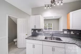 5232 Javitz Rd, Charlotte, NC 28216 - Photo 8