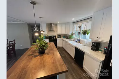 3907 Melissa Drive, Harrisburg, NC 28075 - Photo 4