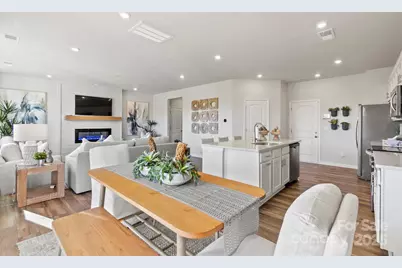 227 Bezelle Avenue, York, SC 29745 - Photo 8