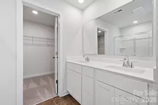 236 Bezelle Ave, York, SC 29745 - Photo 4