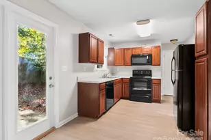 55 Thea Ln, Fletcher, NC 28732 - Photo 10