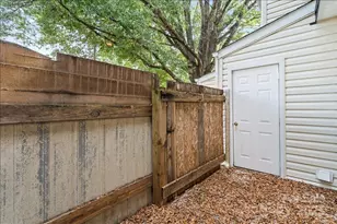 2220 Yorkhills Dr, Charlotte, NC 28217 - Photo 20