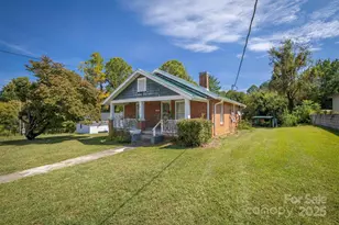 521 Praley St SW, Valdese, NC 28690 - Photo 2