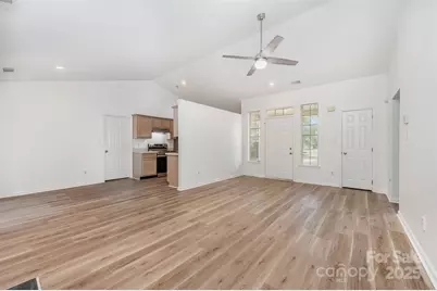 113 S Mulberry Court, Mount Holly, NC 28120 - Photo 34