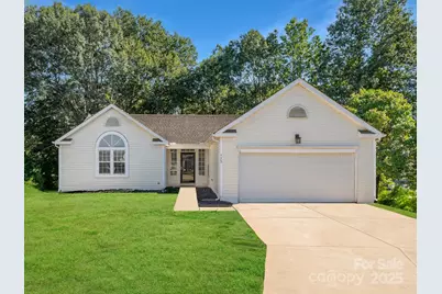 113 S Mulberry Court, Mount Holly, NC 28120 - Photo 1