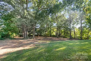 113 S Mulberry Ct, Mount Holly, NC 28120 - Photo 44