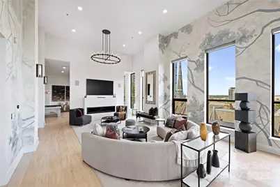 127 N Tryon Street #615, Charlotte, NC 28202 - Photo 2