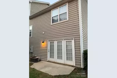 2726 Avalon Loop Road, Charlotte, NC 28269 - Photo 12