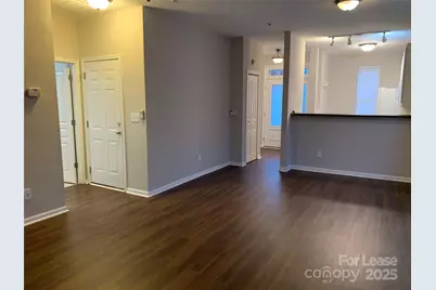 2726 Avalon Loop Road, Charlotte, NC 28269 - Photo 2