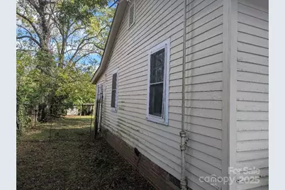 207 S Charlotte Avenue S, Rock Hill, SC 29730 - Photo 4