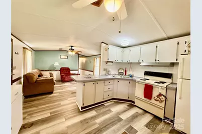 6191 Richburg Road, Great Falls, SC 29055 - Photo 10