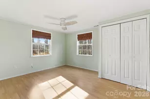 72 Lacey Ln, Hendersonville, NC 28739 - Photo 28