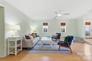 72 Lacey Ln, Hendersonville, NC 28739 - Photo 10