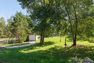 11 Nathan Ct, Fletcher, NC 28732 - Photo 36