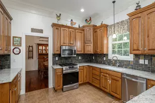 11 Nathan Ct, Fletcher, NC 28732 - Photo 12