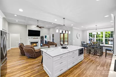 706 Toncin Avenue, Bessemer City, NC 28016 - Photo 12